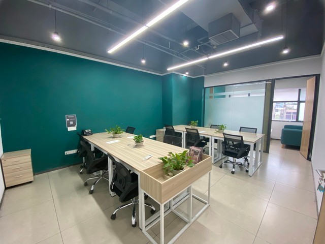 昆明上等和田玉手镯厂家供应